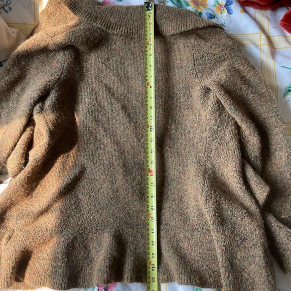 Kenar ruffled cardigan - Picture 5 of 7